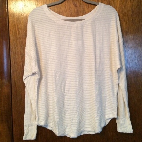 Silence + Noise Hiro Ribbed Dolman Shirt! - Picture 3 of 4
